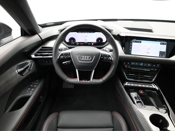 AUDI RS e-tron GT (2021) — foto 5 van 31