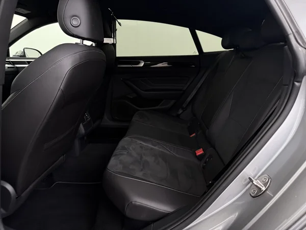 VOLKSWAGEN Arteon (2022) — foto 5 van 30