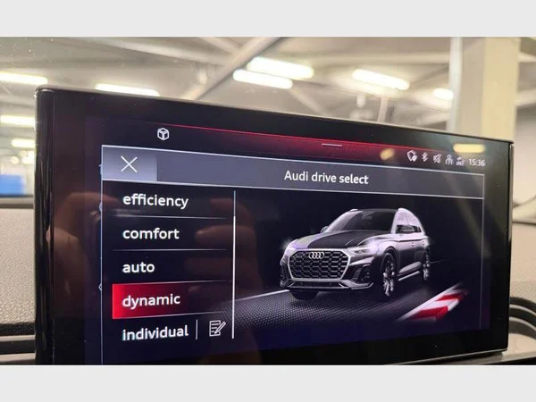 Audi Q5 (2021) — foto 15 van 26
