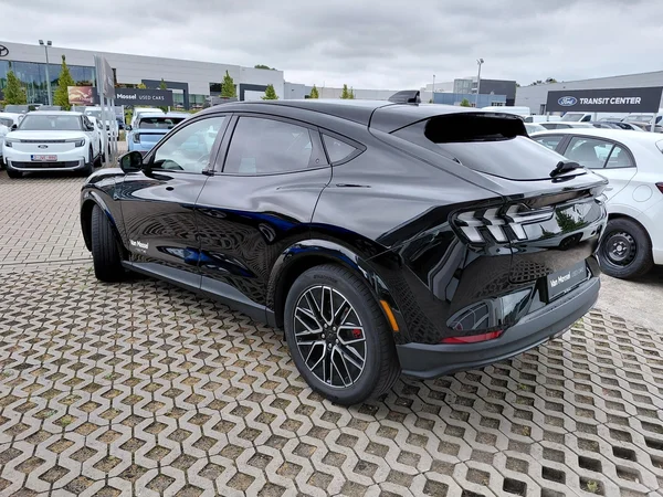 Ford Mustang Mach-E (2025) — foto 19 van 25