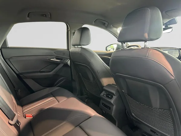 AUDI Q6 Sportback e-tron (2026) — foto 2 van 20