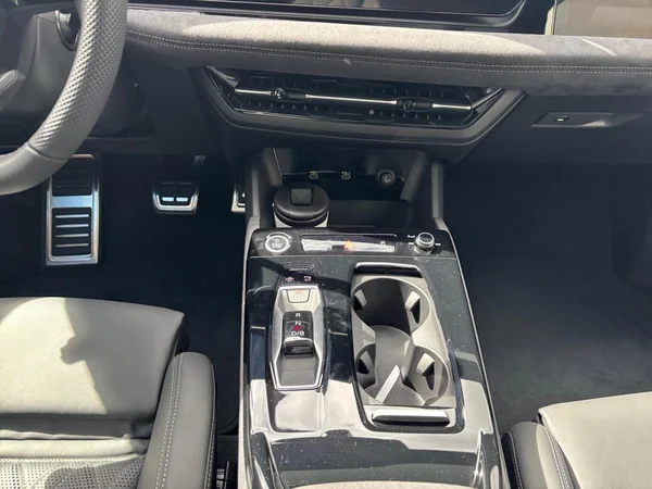 AUDI A6 Avant e-tron (2026) — foto 11 van 23