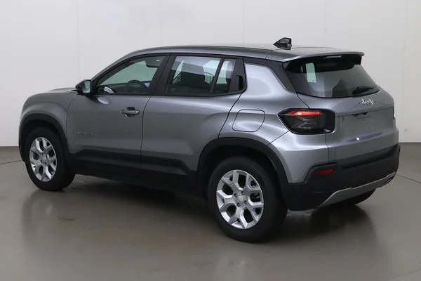 Jeep Avenger (2025) — foto 12 van 18