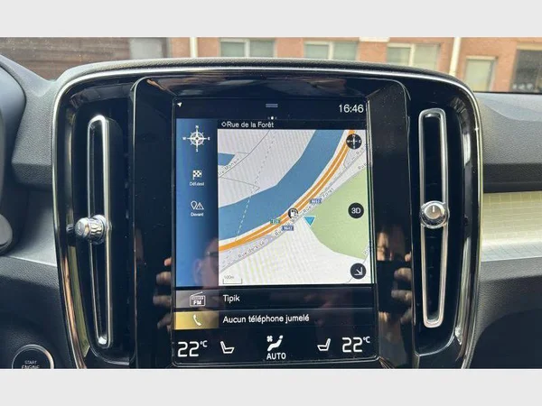 VOLVO XC40 (2022) — foto 7 van 28