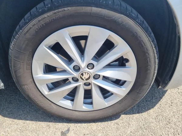 SKODA Scala (2025) — foto 17 van 24