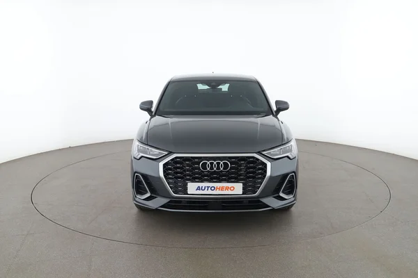 Audi Q3 (2023) — foto 15 van 16