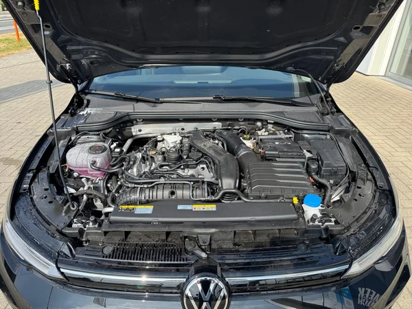 VOLKSWAGEN Golf VIII SW (2026) — foto 23 van 24