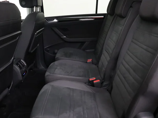 VOLKSWAGEN Touran (2025) — foto 4 van 20