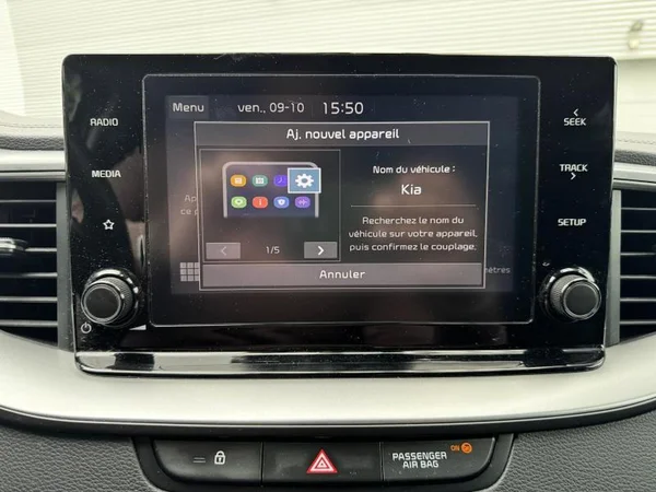 KIA XCeed (2023) — foto 15 van 26