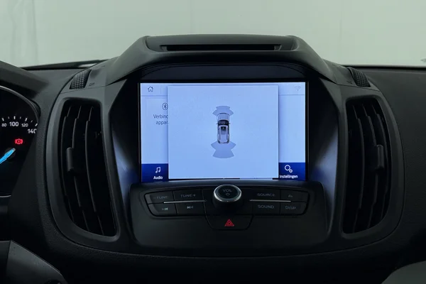 Ford Kuga (2020) — foto 8 van 23