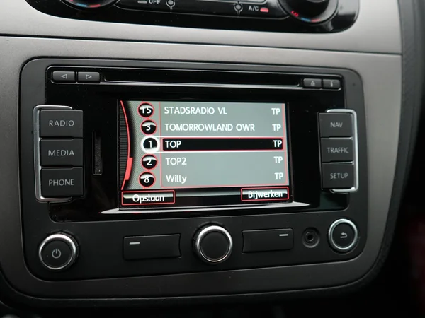 SEAT Altea XL (2015) — foto 14 van 26