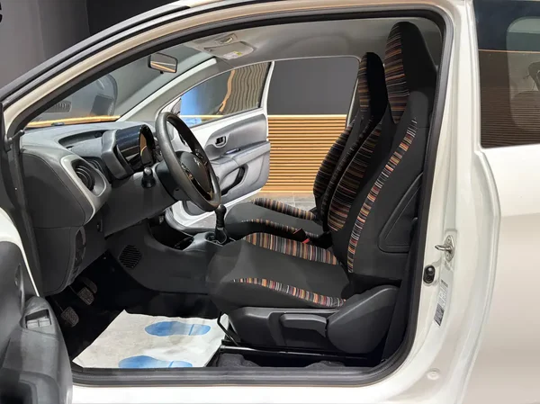 Citroen C1 (2015) — foto 17 van 19