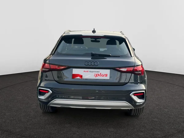 AUDI A3 Allstreet PHEV (2025) — foto 19 van 24