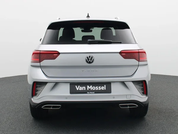 Volkswagen T-Roc (2022) — foto 25 van 28