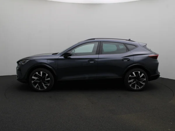 CUPRA Formentor e-Hybrid (PHEV) (2025) — foto 8 van 19