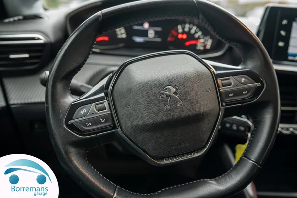 Peugeot 208 (2021) — foto 20 van 38