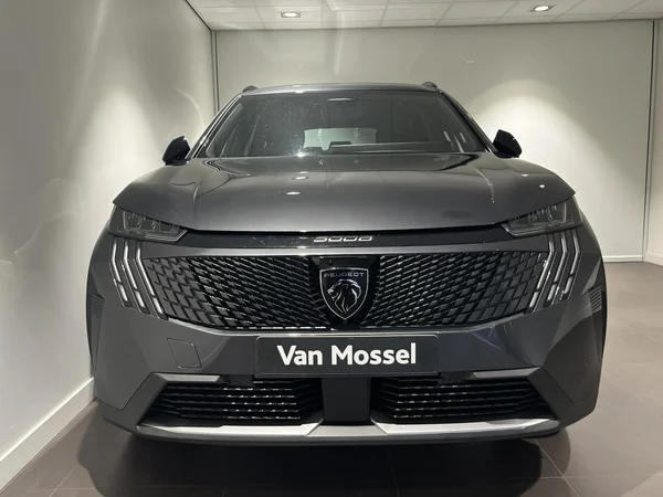 Peugeot e-5008 (2026) — foto 12 van 17