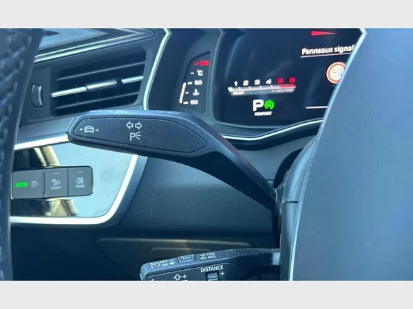 Audi S6 Avant (2022) — foto 17 van 31