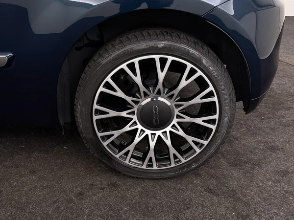 FIAT 500C (2021) — foto 7 van 25