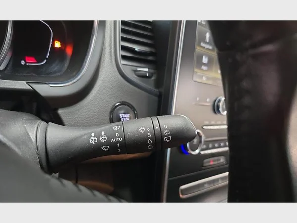 Renault Grand Scénic (2019) — foto 9 van 27