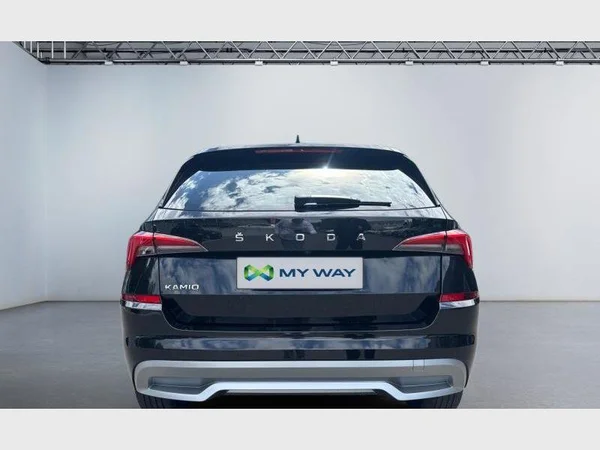 Skoda Kamiq (2022) — foto 24 van 27