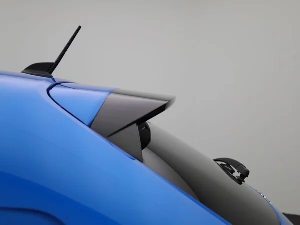 Peugeot e-208 (2023) — foto 46 van 50