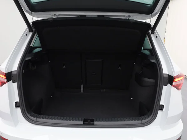 SKODA Karoq (2024) — foto 2 van 20