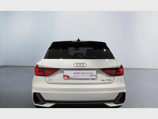 Audi A1 Sportback (2019) — foto 22 van 24