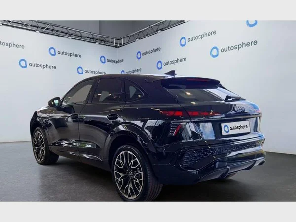 AUDI Q3 Sportback e-hybrid (2026) — foto 9 van 15