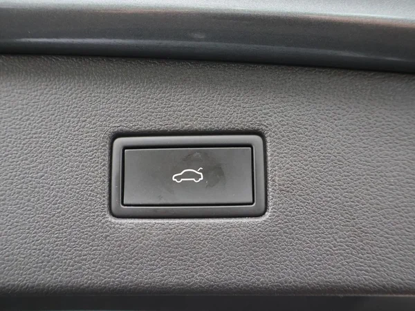 Volkswagen Tiguan Allspace (2024) — foto 24 van 35