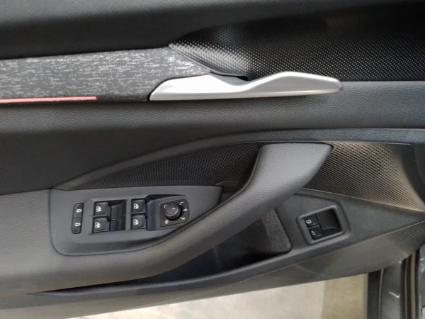 SKODA Superb Combi (2024) — foto 5 van 15
