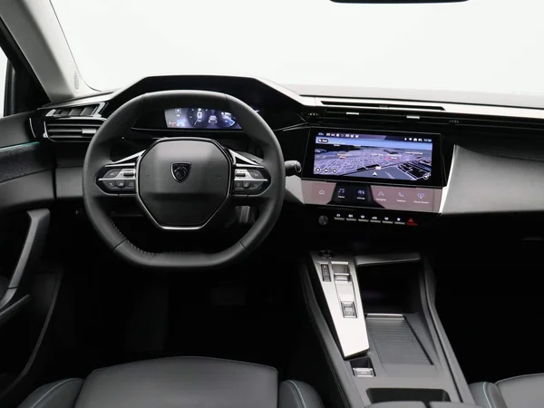 Peugeot 408 (2025) — foto 14 van 15