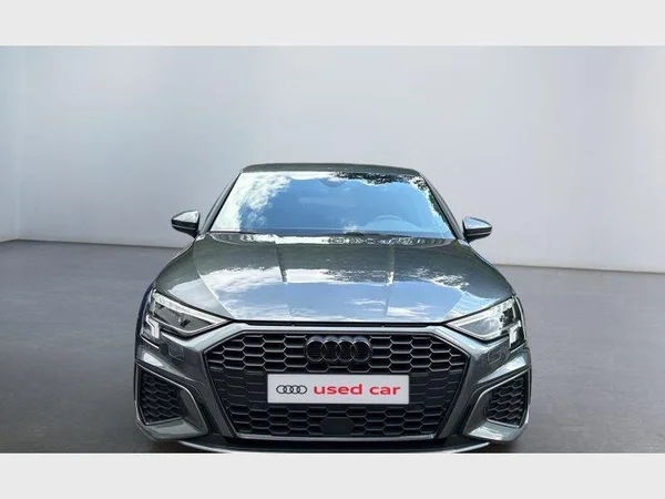 Audi A3 Sportback (2023) — foto 12 van 32