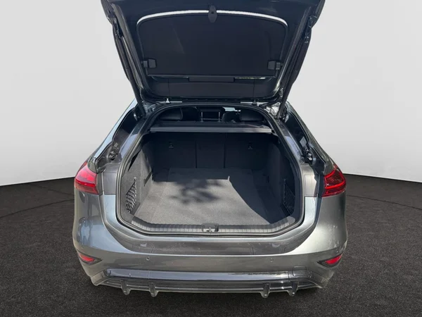 AUDI A6 Sportback e-tron (2026) — foto 14 van 24