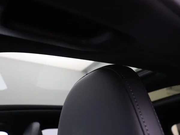 Mercedes-Benz C-Klasse (2025) — foto 3 van 28