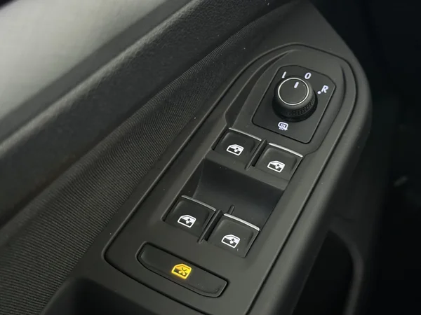 VOLKSWAGEN Golf (2021) — foto 21 van 30