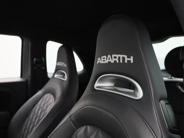 Fiat 500 (2022) — foto 28 van 44
