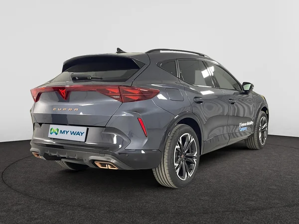 CUPRA Formentor e-Hybrid (PHEV) (2025) — foto 8 van 15