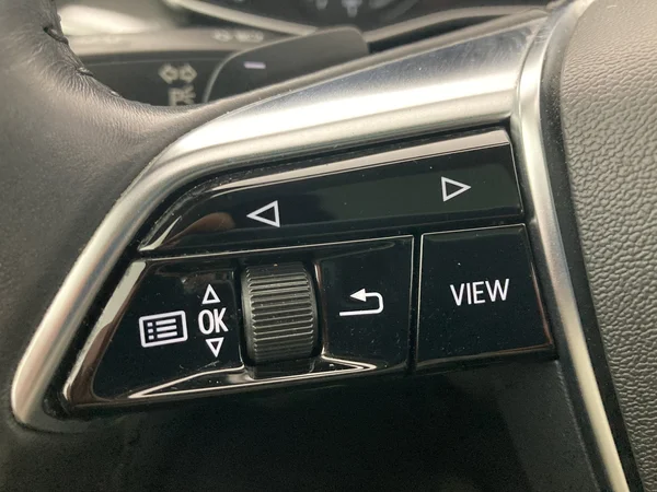 AUDI A6 Avant (2019) — foto 2 van 27
