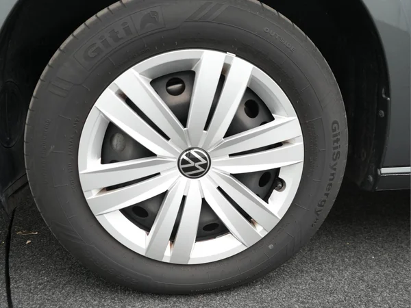 VOLKSWAGEN Caddy Maxi Van (2023) — foto 22 van 24