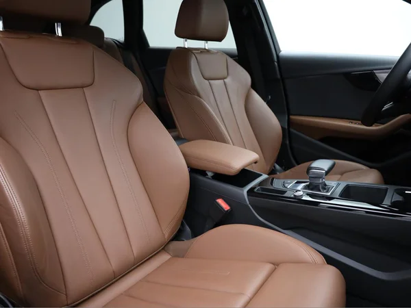 AUDI A4 Avant (2021) — foto 17 van 22