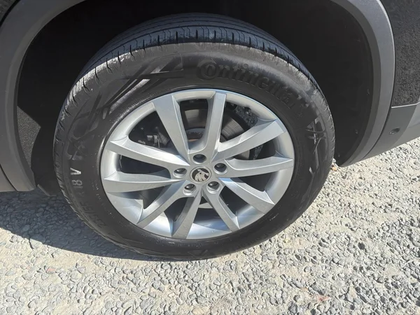 SKODA Kodiaq (2024) — foto 15 van 23
