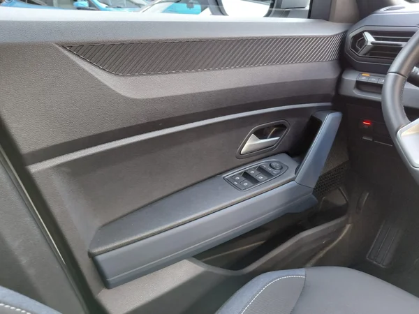 Dacia Duster (2025) — foto 2 van 16