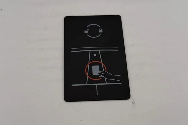 Tesla Model 3 (2025) — foto 5 van 30