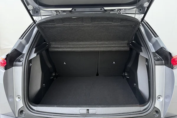 Peugeot 2008 (2025) — foto 12 van 16