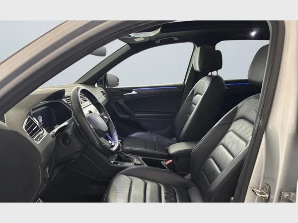 Volkswagen TIGUAN (2022) — foto 37 van 37