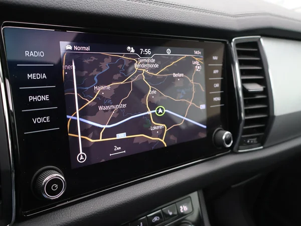 SKODA Kodiaq (2022) — foto 6 van 26
