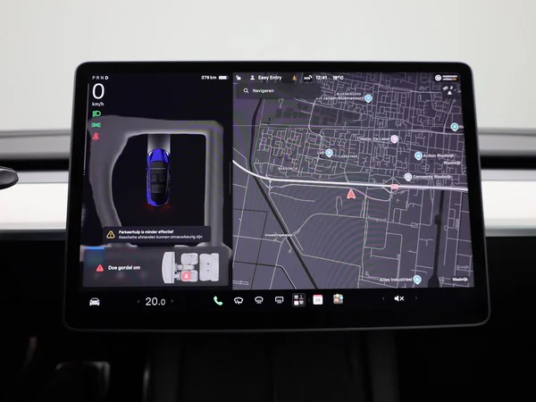 Tesla Model 3 (2022) — foto 7 van 46