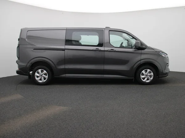 Ford Transit Custom (2025) — foto 35 van 38
