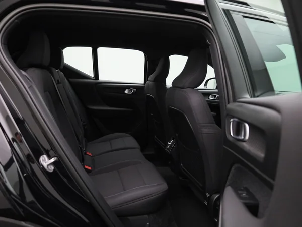 Volvo XC40 (2023) — foto 32 van 46